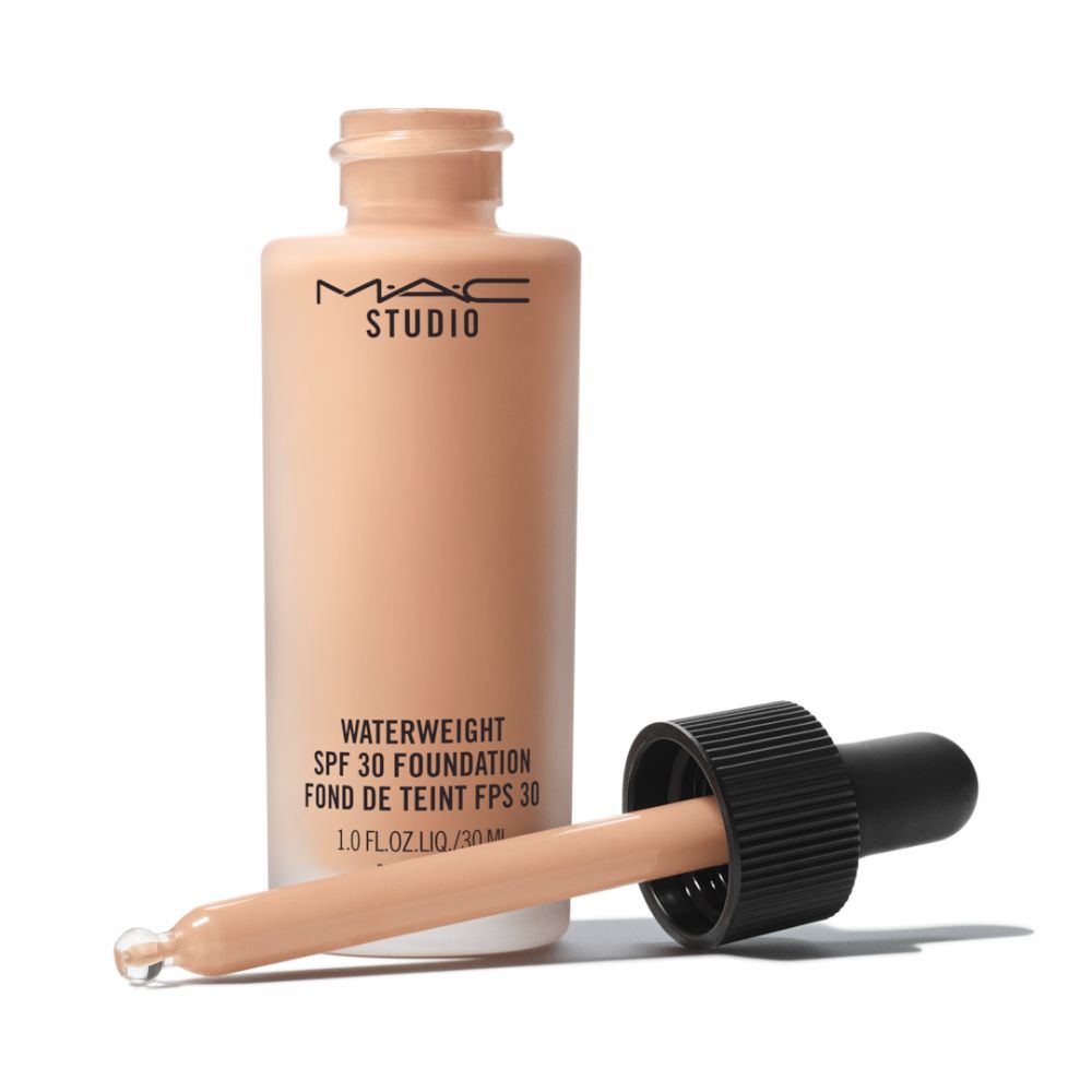 MAC Studio Waterweight Concealer Vanila (9ml)