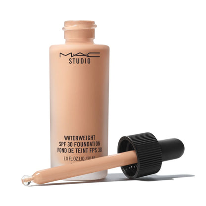 MAC Studio Waterweight Concealer Vanila (9ml)